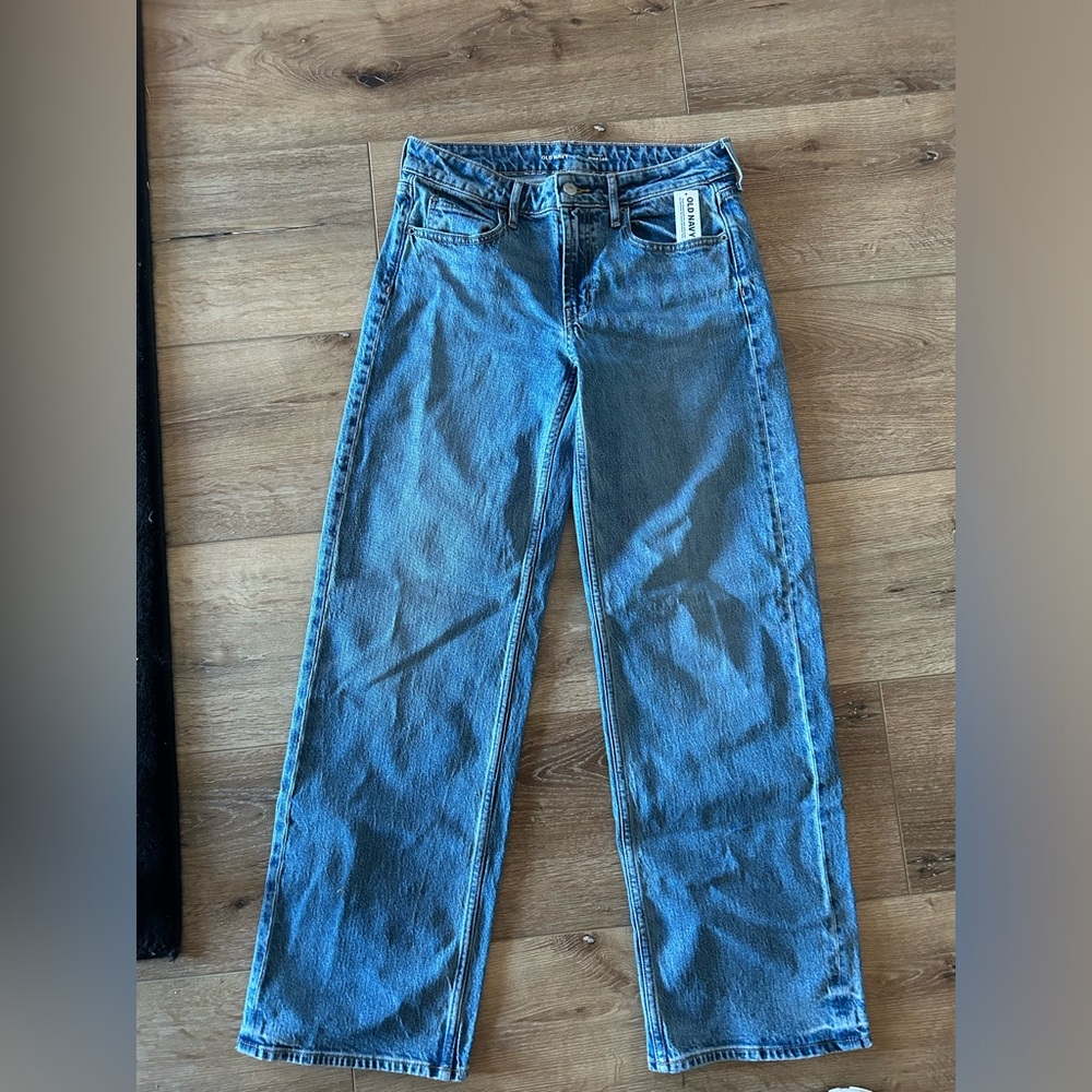 Mid Rise Wide Leg Jeans
